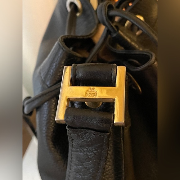 MCM Black Leather Bucket Bag - Picture 3 of 16
